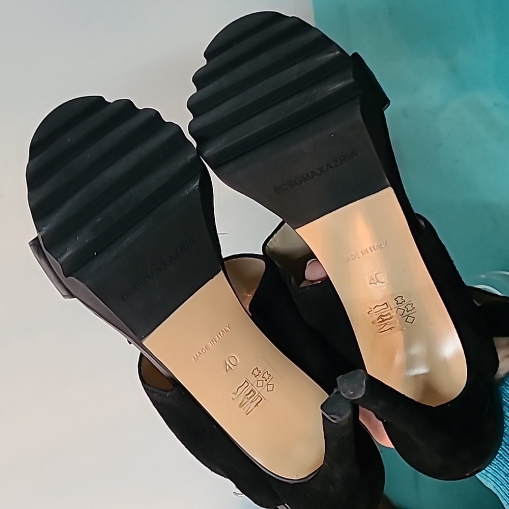 BCBGMaxAzria Platform Heels - Picture 12 of 13